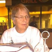 Diana Summers Photo 14