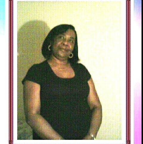 Linda Anthony Photo 33