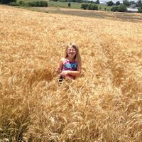 Diana Tuttle Photo 12