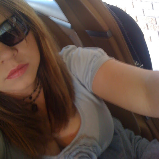 Tracie Andrews Photo 34