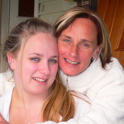 Tracy Holland Photo 27