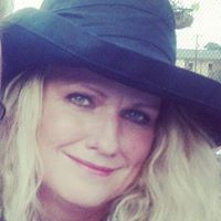 Suzanne Warren Photo 39