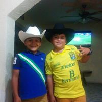 Alfredo Quiroz Photo 15