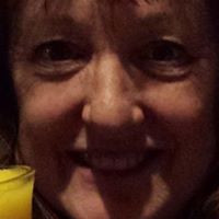 Julie Mcnamara Photo 18