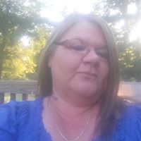 Michelle Pitts Photo 34