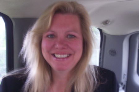 Holly Phillips Photo 14