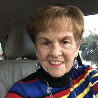 Sara Mclean Photo 12