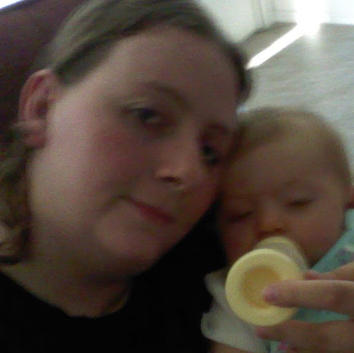 Heather Holt Photo 35