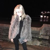 Emily Atkinson Photo 32