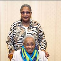 Gloria Robinson Photo 19