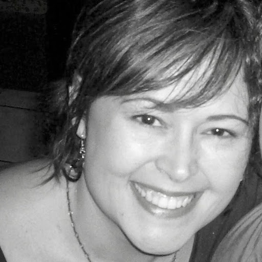 Angela Taylor Photo 17