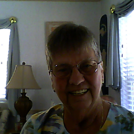 Annie Thomas Photo 45