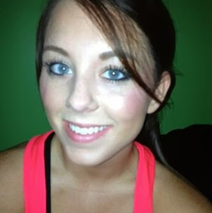 Carly Rogers Photo 10