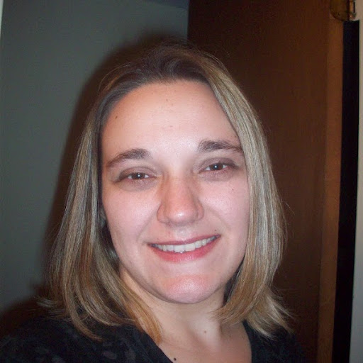 Elizabeth Wolfe Photo 4