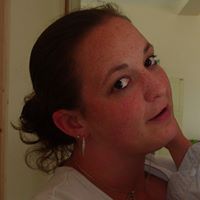 Stephanie Guillot Photo 24