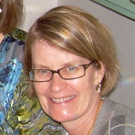 Elizabeth Comer Photo 22