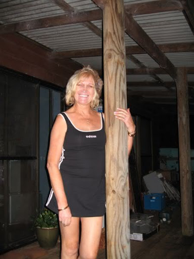 Marilyn Lewis Photo 33