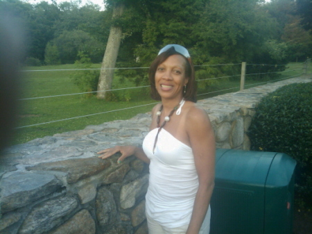 Pamela Harris Photo 54
