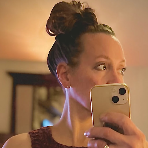 Pamela Hicks Photo 9