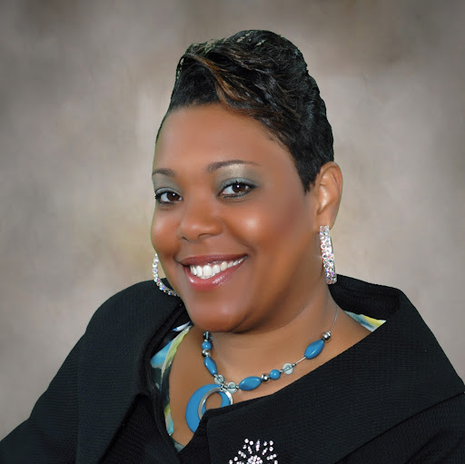 Bernadette Matthews Photo 22