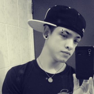 Alejandro Medina Photo 13