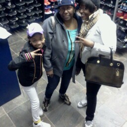 Angela Finch Photo 11