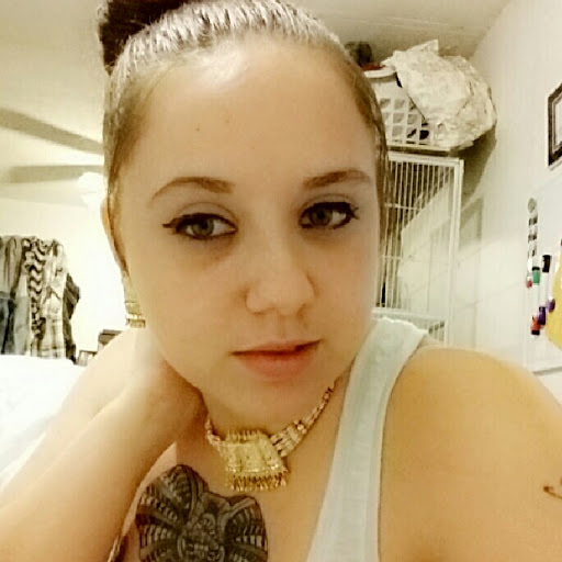 Tara Wagner Photo 17