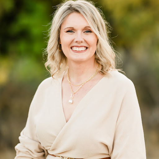 Robyn Scott Photo 17