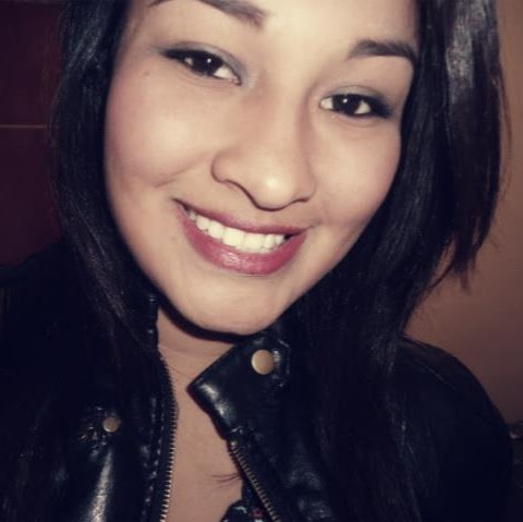 Sara Vazquez Photo 12