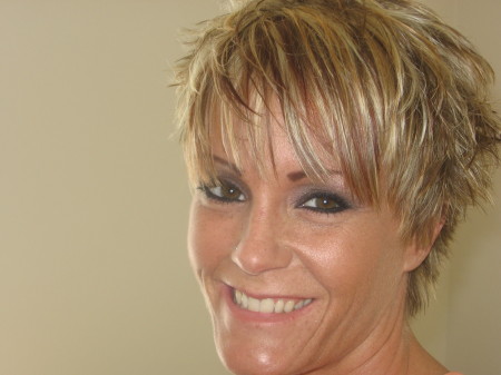 Jennifer Bell Photo 29