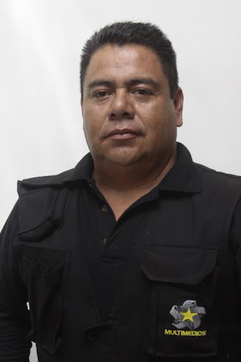 Alberto Gonzalez Photo 15