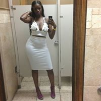 Angel Williams Photo 33