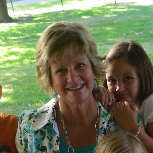 Laurie Jones Photo 16