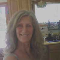 Julia Arnett Photo 7