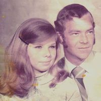 Debra Burks Photo 27