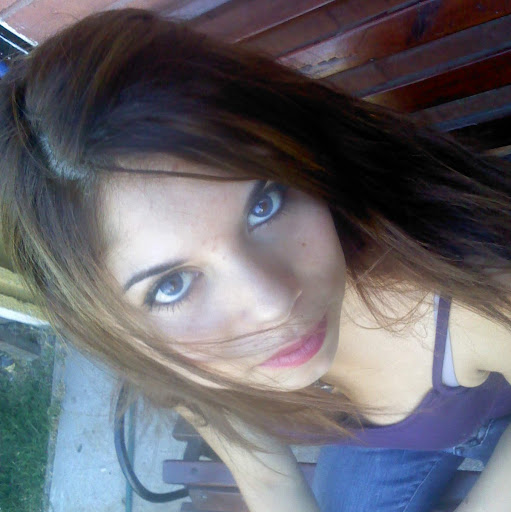 Kelly Romero Photo 22