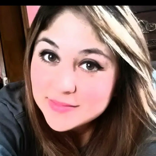 Maria Salinas Photo 43