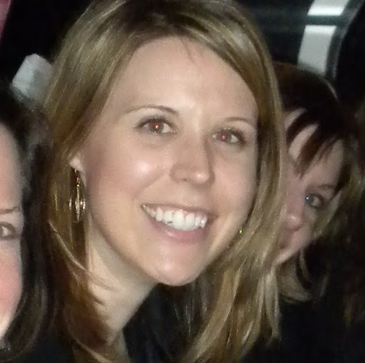 Elizabeth Schulz Photo 9