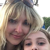 Suzanne Brewer Photo 35