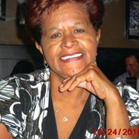 Maria Newman Photo 36