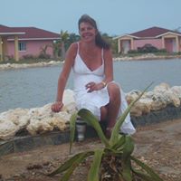 Kathryn Hunt Photo 23