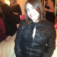 Jennifer Augustine Photo 28