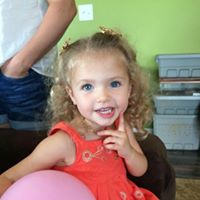 Annie Goodwin Photo 15