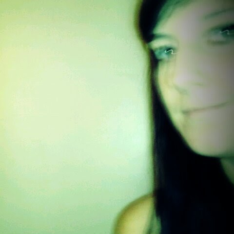 Natalie Walker Photo 32