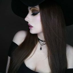 Jenny Adams Photo 32