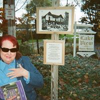 Diana Glick Photo 13