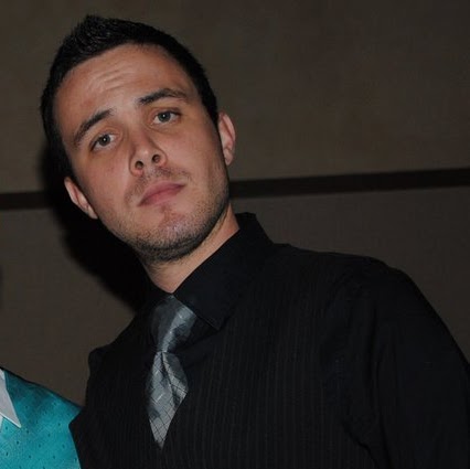 Mike Vaughn Photo 39