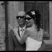 Julie Gooch Photo 30