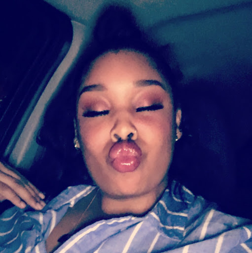 Carolyn Foster Photo 36