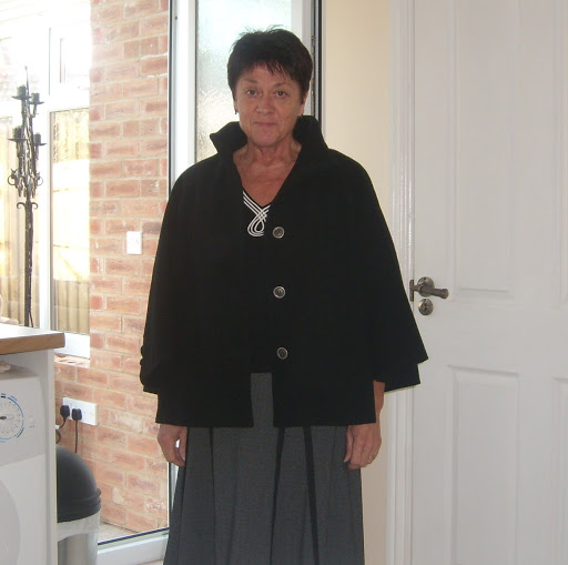 Barbara Hunt Photo 14